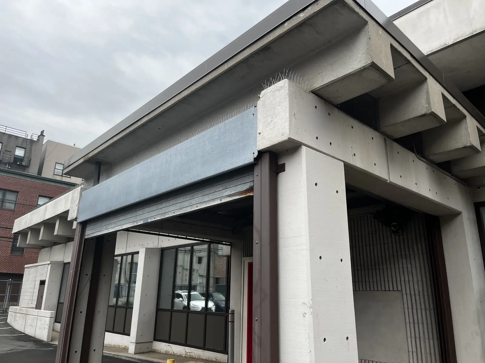 bird netting installed to block nesting and roosting areas for Rooftop Bird Control